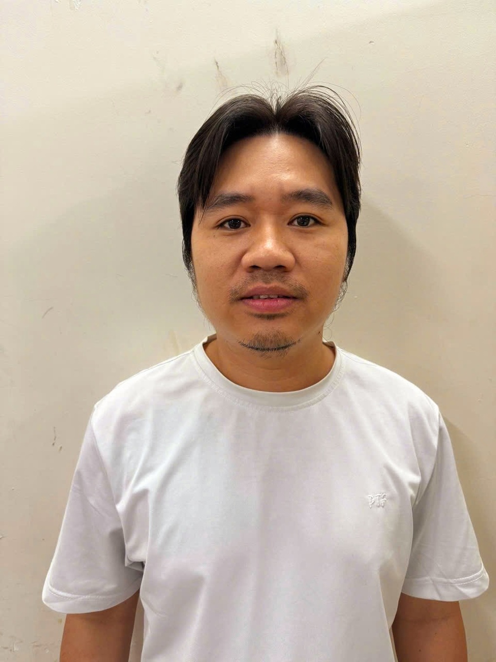 Xúc phạm chủ cơ sở thẩm mỹ ở TPHCM, Mr Lee bị bắt giam - 1