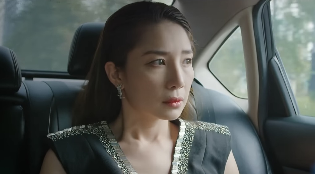 Cô gái xấu xí Minh Khuê: Từ chối cảnh nóng, sẵn sàng làm mẹ đơn thân - 2 Cô gái xấu xí Minh Khuê: Từ chối cảnh nóng, sẵn sàng làm mẹ đơn thân - 2