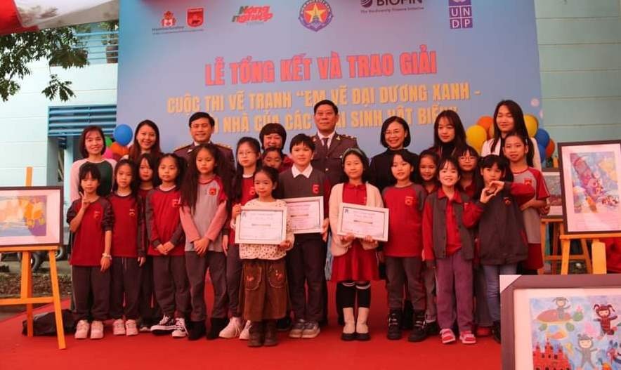 thi ve tranh (2).jpg thi ve tranh (2).jpg