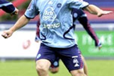 Gravesen: "Capello quá độc đoán và ích kỷ"