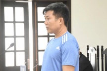 Cố tình "gây khó dễ" cho chủ phà, khách bị đâm trọng thương