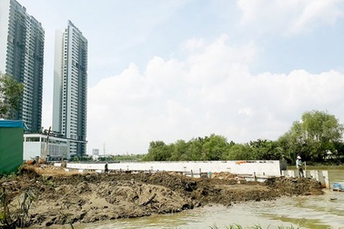 Kiểm tra 2 dự án bất động sản lấp hàng nghìn m2 rạch
