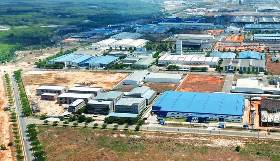 Khu công nghiệp - dịch vụ liệu có phải vàng ròng giữa vô vàn các loại hình bất động sản? - 1 Khu công nghiệp - dịch vụ liệu có phải vàng ròng giữa vô vàn các loại hình bất động sản? - 1