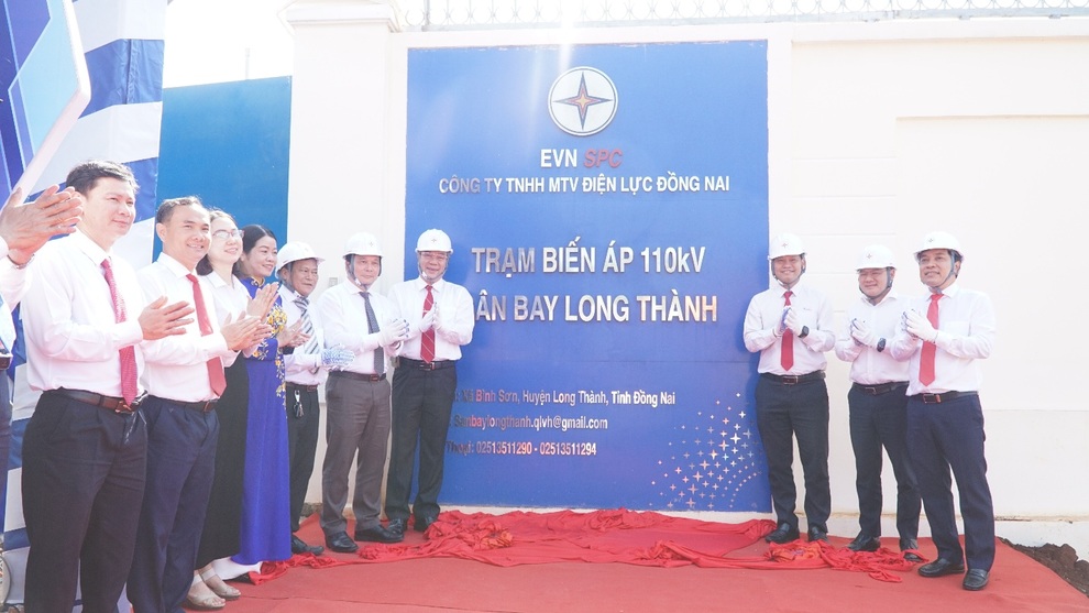 EVNSPC khởi công, khánh thành hàng loạt công trình - 6 EVNSPC khởi công, khánh thành hàng loạt công trình - 6