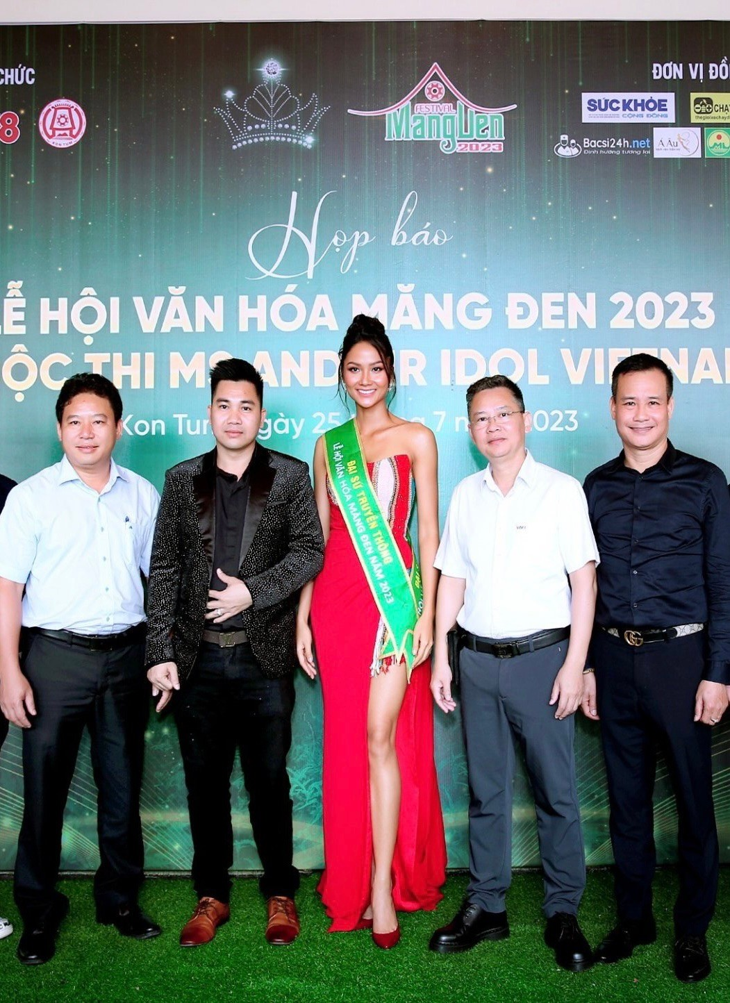 Khởi động cuộc thi Hoa hậu và Nam vương Thần tượng Việt Nam 2023 - 2