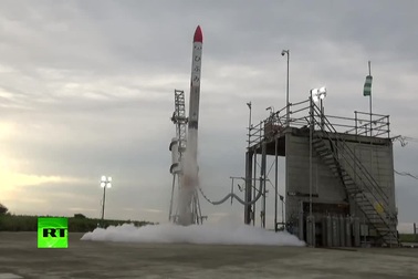 Khoảnh khắc tên lửa Nhật Bản gặp trục trặc, nổ tung khi rời khỏi bệ phóng