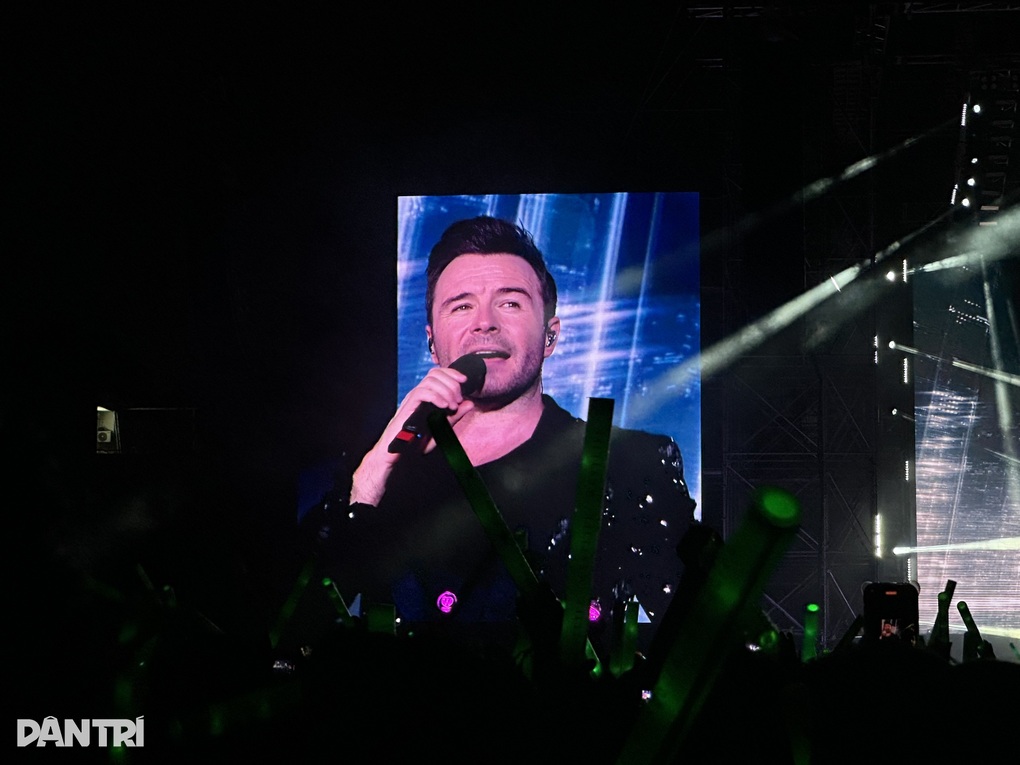 Westlife nói Tôi yêu bạn, trở lại thanh xuân cùng hơn 12.000 fan Việt - 2 Westlife nói Tôi yêu bạn, trở lại thanh xuân cùng hơn 12.000 fan Việt - 2