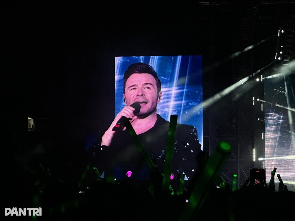 Westlife nói Tôi yêu bạn, trở lại thanh xuân cùng hơn 12.000 fan Việt - 2