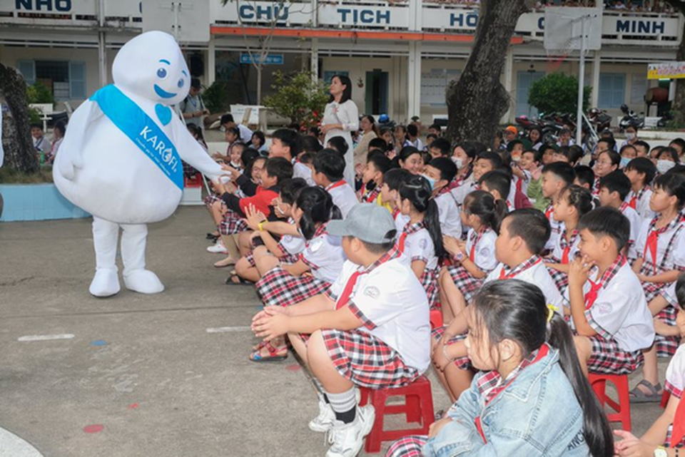 Dòng nước ngọt giữa cơn hạn mặn miền Tây - đầy nhân văn và ý nghĩa - 4 Dòng nước ngọt giữa cơn hạn mặn miền Tây - đầy nhân văn và ý nghĩa - 4