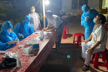 Bình Định truy vết khẩn người liên quan 23 địa điểm có nguy cơ lây Covid-19