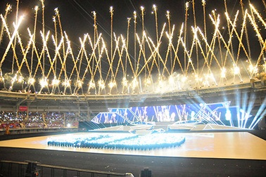 Lễ khai mạc SEA Games 27:  Myanmar rực rỡ sắc màu