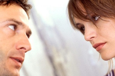 Thuyền quyên... “đầu đội trời, chân đạp đất”