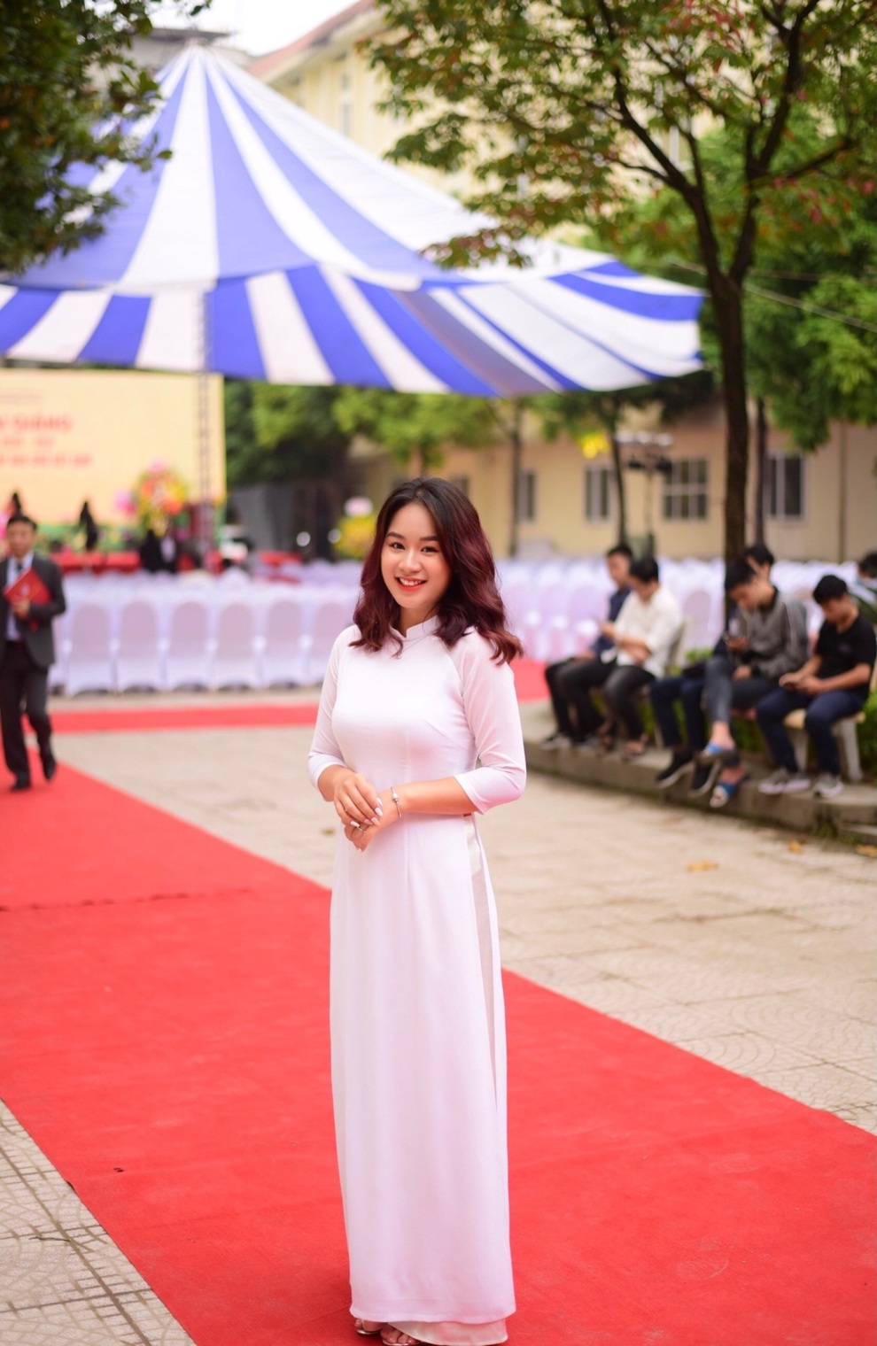 Nữ sinh trùng tên với MC nổi tiếng, vượt sự phản đối để theo đuổi ước mơ - 3 Nữ sinh trùng tên với MC nổi tiếng, vượt sự phản đối để theo đuổi ước mơ - 3