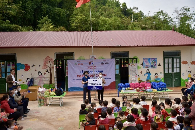 Sân chơi cho em 1