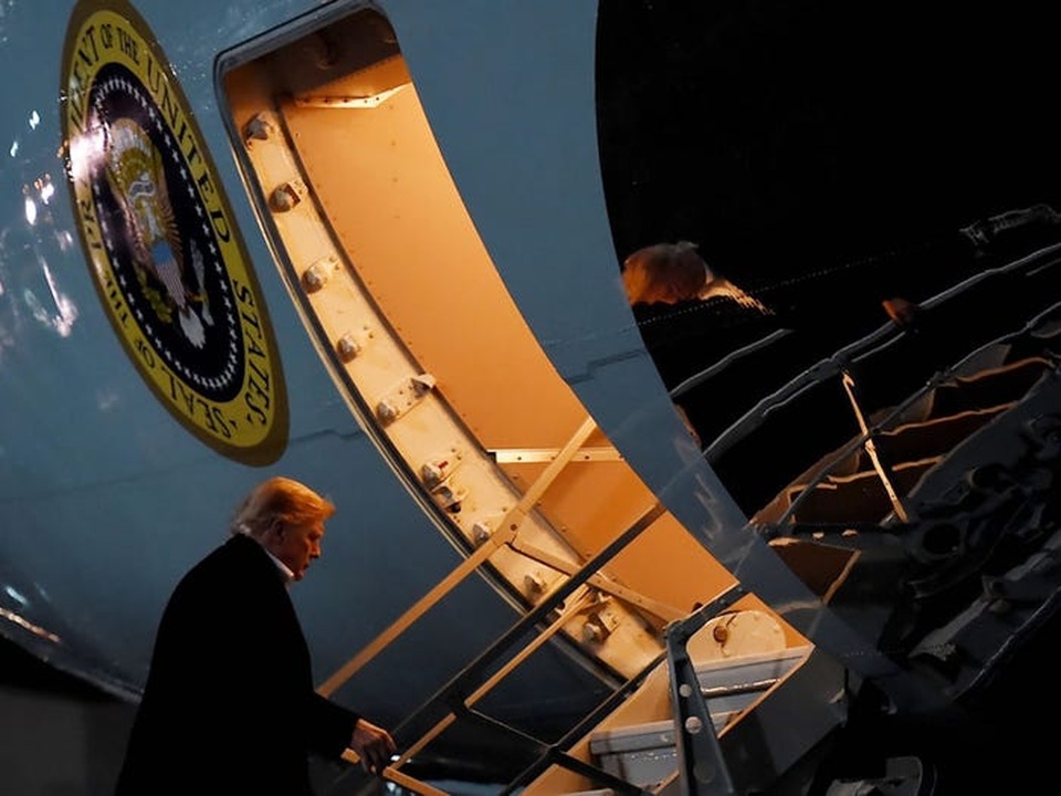 Chuyến đi tuyệt mật của Tổng thống Trump - 18 Chuyến đi tuyệt mật của Tổng thống Trump - 18