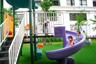 Chung cư mới tranh khách tập thể cũ