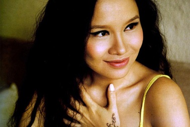 Lê Hoàng: “Mai Khôi chỉ xinh đẹp là giỏi!”