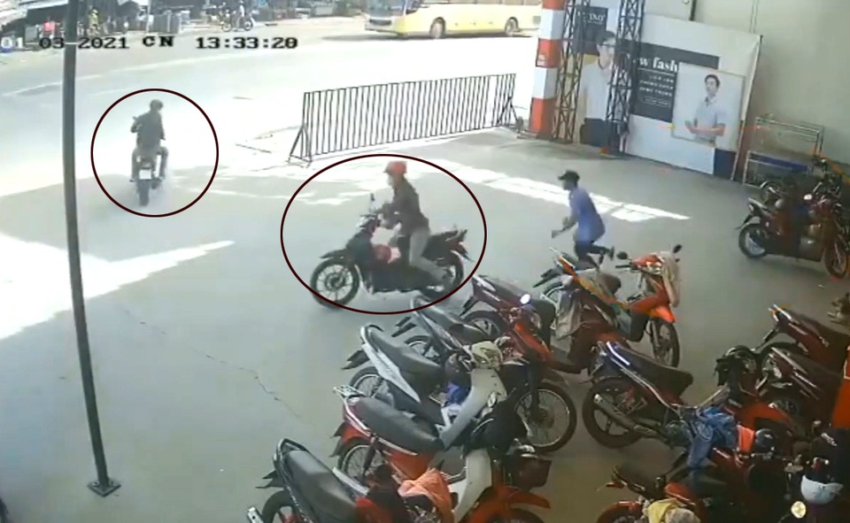 Nhóm đối tượng chuyên dàn cảnh để trộm cướp xe máy - 2 Nhóm đối tượng chuyên dàn cảnh để trộm cướp xe máy - 2
