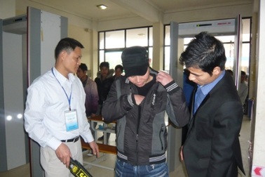 Chờ kết quả “giải cứu” của nữ bộ trưởng