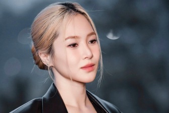 Ca sĩ Hương Tràm: "Tôi từng đau khổ vì bị phản bội, giờ vẫn độc thân"