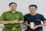 Tài khoản bất ngờ nhận 350 triệu đồng, người đàn ông trình báo công an