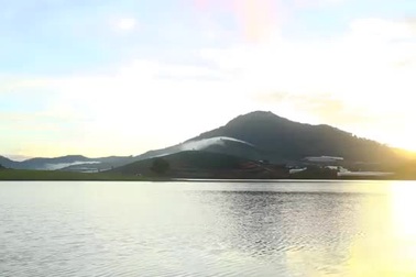 Vẻ đẹp mê hồn ở Suối Vàng