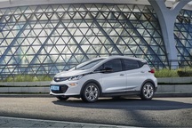 Rút thương hiệu Chevrolet ở nhiều thị trường, GM chuyển hướng sang xe điện?