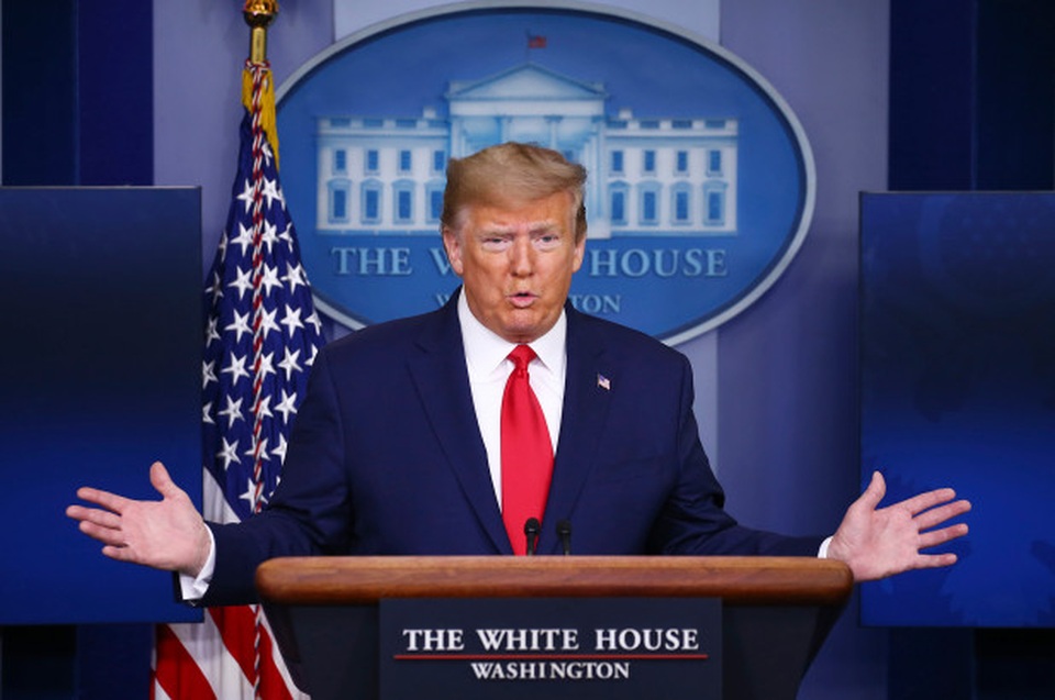 Ông Trump khoe “Mỹ là vua về máy thở” giữa dịch Covid-19 - 1 Ông Trump khoe “Mỹ là vua về máy thở” giữa dịch Covid-19 - 1