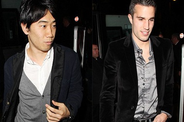 Sao MU trổ tài ca hát, nhảy Gangnam Style mừng Giáng sinh