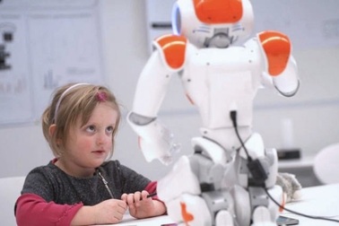 Ứng dụng robot AI giúp học sinh nâng cao kỹ năng học ngoại ngữ