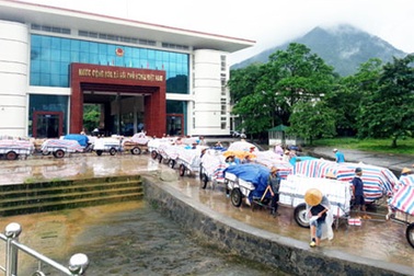 Chưa có người vượt biên nào manh động như trong vụ xả súng