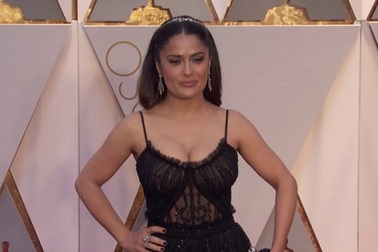 Salma Hayek dự lễ trao giải Oscars
