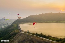 Hòn đảo có hồ chứa trên miệng núi lửa và 2.100 giếng vẫn… thiếu nước