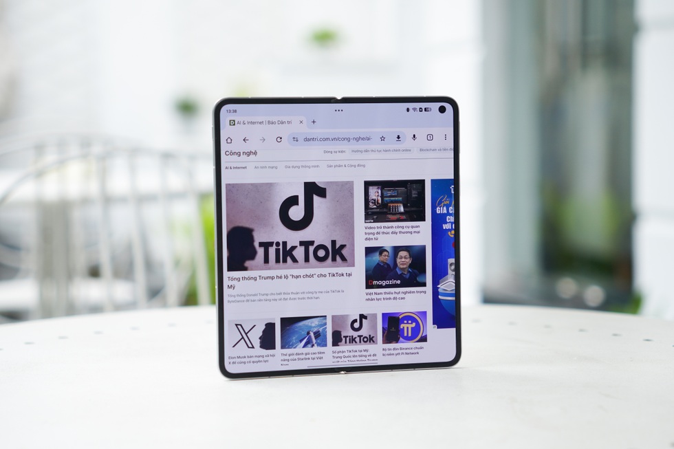 Đánh giá OPPO Find N5: Điện thoại màn hình gập mỏng nhất thế giới - 27 Đánh giá OPPO Find N5: Điện thoại màn hình gập mỏng nhất thế giới - 27