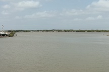 3 người mất tích sau tiếng nổ lớn trên sông