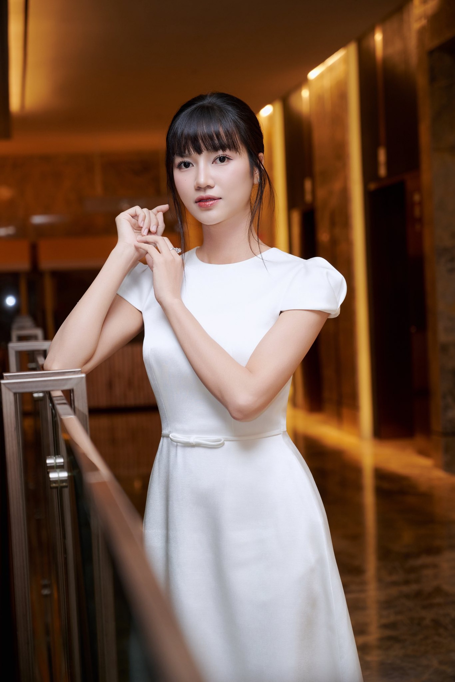 “Cô gái làng chài” Anh Đào: Đời thường xinh đẹp, đi dép mẹ chồng đóng phim - 6