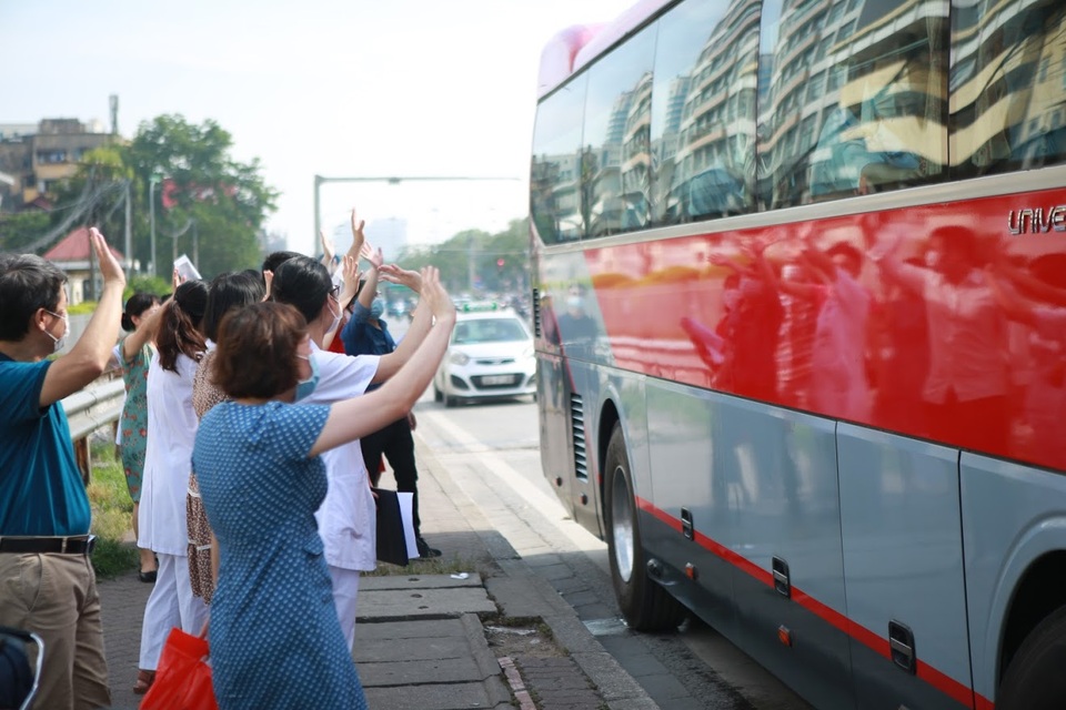 300 sinh viên Trường Cao đẳng Y tế Bạch Mai hỗ trợ Bắc Giang chống dịch - 10 300 sinh viên Trường Cao đẳng Y tế Bạch Mai hỗ trợ Bắc Giang chống dịch - 10
