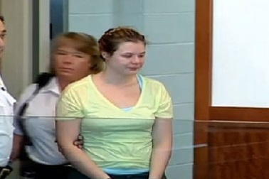 Cô giáo hiếp dâm nam sinh 14 tuổi bị truy tố