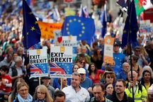 Tuần hành lớn phản đối Brexit tại thủ đô London của Anh