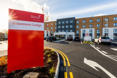 Nhà đầu tư định cư Ireland thông qua dự án viện dưỡng lão được hoàn vốn