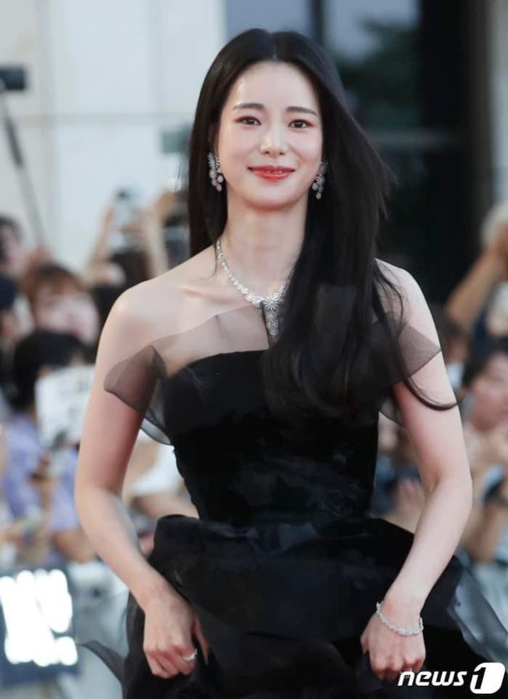 Đẳng cấp thời trang của Song Hye Kyo: Mặc giản dị vẫn đẹp lu mờ đàn em - 15 Đẳng cấp thời trang của Song Hye Kyo: Mặc giản dị vẫn đẹp lu mờ đàn em - 15