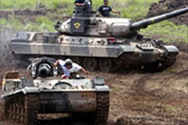 Mỹ đứng đầu thế giới về chi tiêu quốc phòng