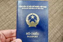 Mỹ yêu cầu công dân Việt Nam bổ sung nơi sinh vào hộ chiếu mẫu mới