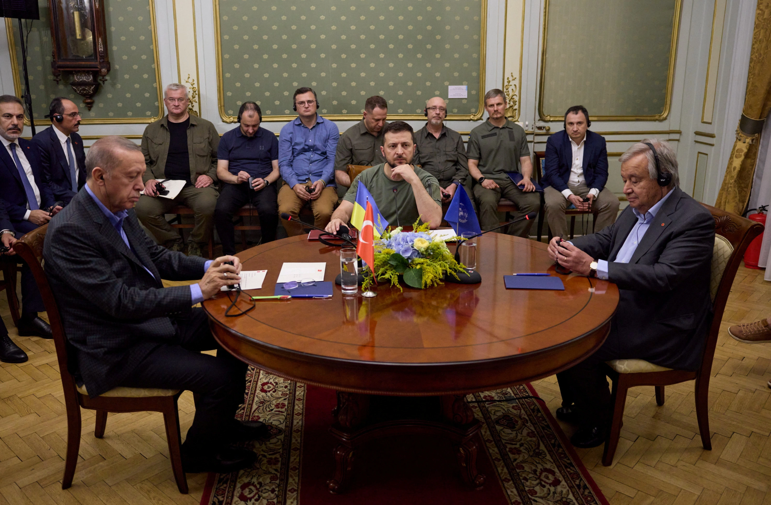 Quốc gia NATO có thể bắc cầu hòa giải Nga - Ukraine - 1 Quốc gia NATO có thể bắc cầu hòa giải Nga - Ukraine - 1