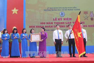 Chủ tịch Quốc hội dự Lễ Kỷ niệm 100 năm thành lập Trường THCS Trưng Vương