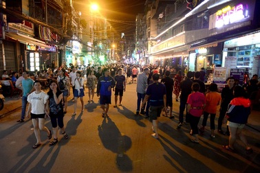 Nhiều băn khoăn khi tổ chức mạng lưới phố đi bộ khu trung tâm Sài Gòn