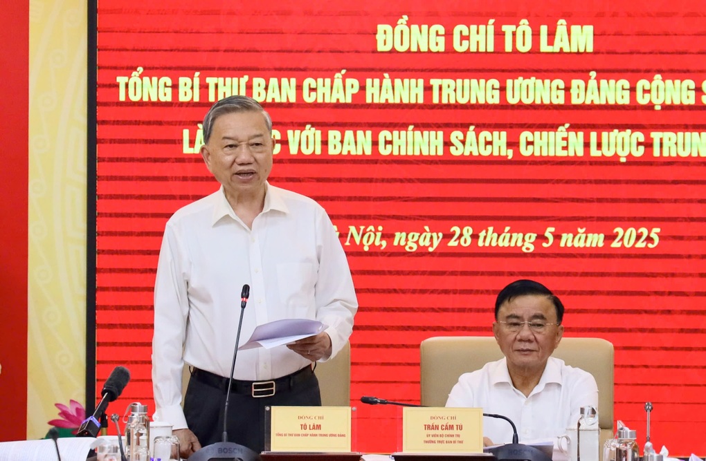Vì sao Tổng Bí thư Tô Lâm chỉ đạo xóa bỏ độc quyền vàng miếng? - 3 Vì sao Tổng Bí thư Tô Lâm chỉ đạo xóa bỏ độc quyền vàng miếng? - 3