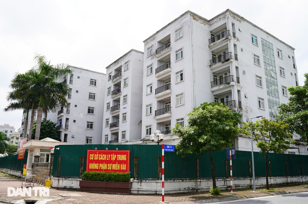 Cận cảnh mắt thần hỗ trợ giám sát trong khu cách ly F1 ở Hà Nội - 9 Cận cảnh mắt thần hỗ trợ giám sát trong khu cách ly F1 ở Hà Nội - 9