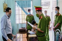Bắt Giám đốc làm khống hợp đồng lao động, gian lận đấu thầu
