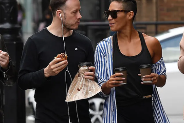 Karen Clifton tái ngộ chồng cũ